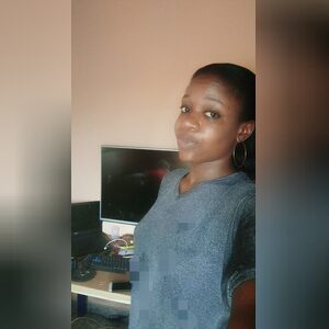 blonums, online dating profile photo