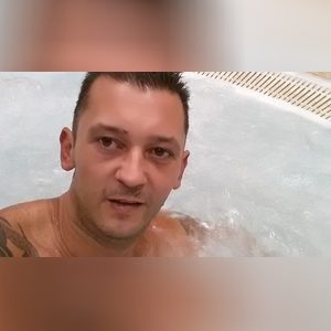 abdullabin, online dating profile photo