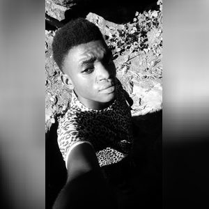 oyeneyes, online dating profile photo