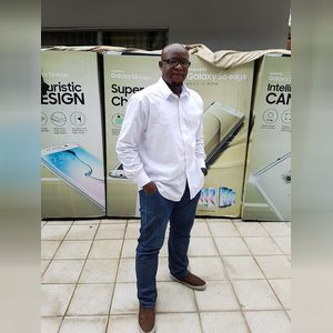 macialrob, online dating profile photo