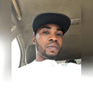 simeon044, online dating profile photo