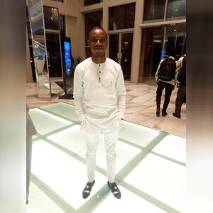 juliusagb, online dating profile photo