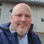 uilday, online dating photo