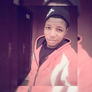 kacy, online dating profile photo