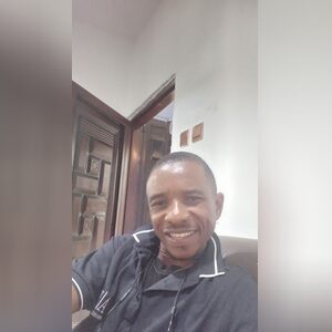 fpierces, online dating profile photo