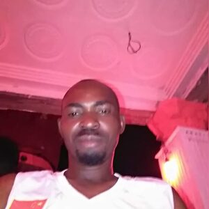 adebsund, online dating profile photo