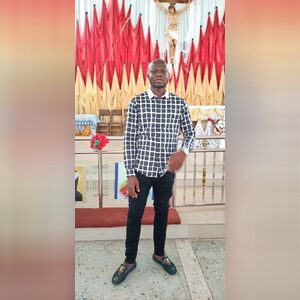 emomotimi, online dating profile photo