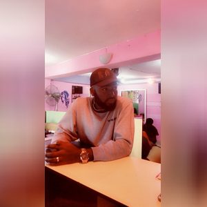 lusibrown, online dating profile photo