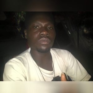 yunglhexzy, online dating profile photo