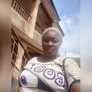 teekai, online dating profile photo