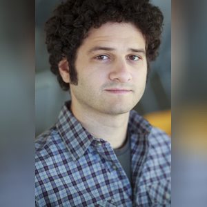 paustin, online dating profile photo