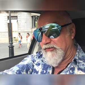 aiberrme, online dating profile photo