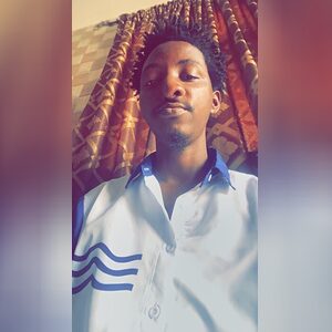 dewunmid, online dating profile photo