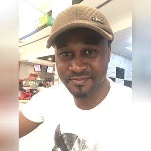 echidi, online dating profile photo