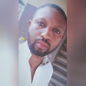 omooluwa, online dating profile photo