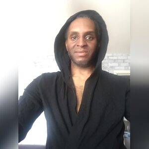 njokuche, online dating profile photo