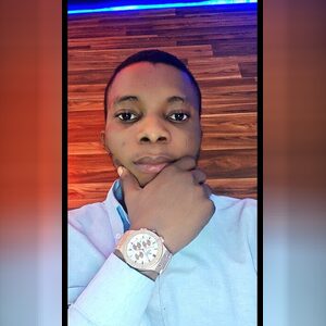holarmikunle, online dating profile photo