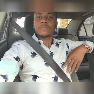 omotolai, online dating profile photo