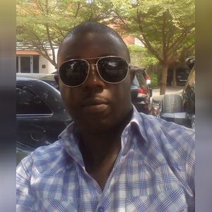 ouba, online dating profile photo