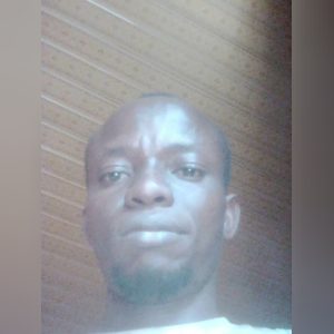 eghosano, online dating profile photo