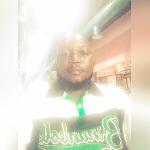 sunmoney, online dating profile photo