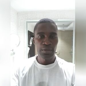 imofhy80, online dating profile photo