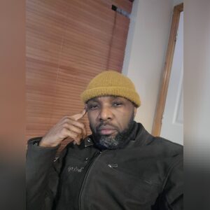 dike_74, online dating profile photo