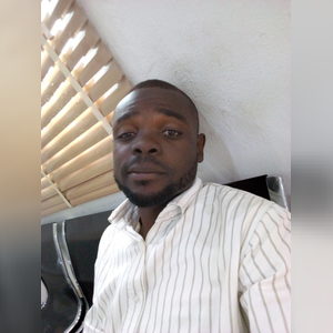 tobi_kb, online dating profile photo