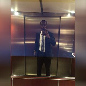 uayke, online dating profile photo