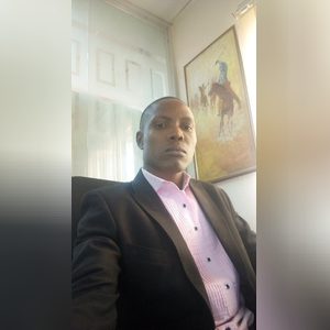 idealkon, online dating profile photo