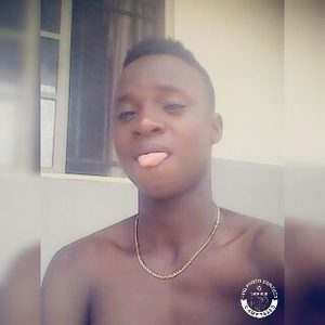 emmaayeg, online dating profile photo