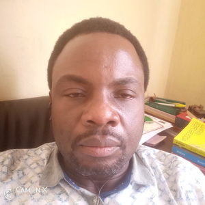 ocho, online dating profile photo