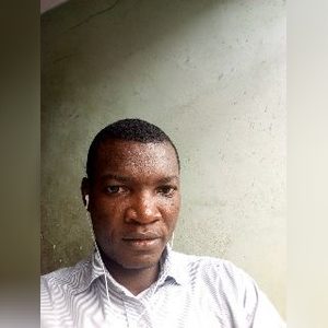 pmuyi, online dating profile photo