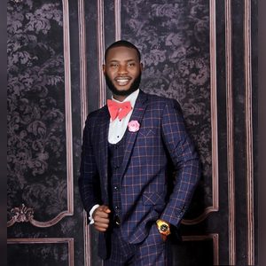 kingwealth, online dating profile photo