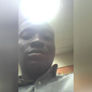 isua, online dating profile photo