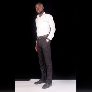 maleektee, online dating profile photo