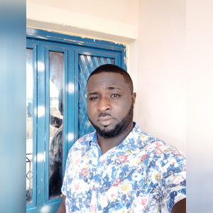 amogbon_, online dating profile photo