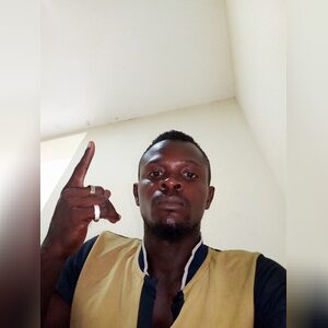 ayinlaola29, online dating profile photo