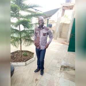 arogunda, online dating profile photo