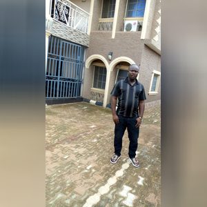 johnonye, online dating profile photo