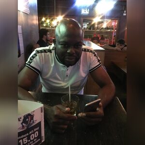 t_cool, online dating profile photo