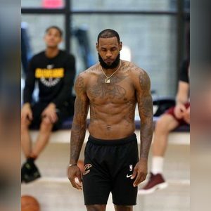 lebron_a, online dating profile photo