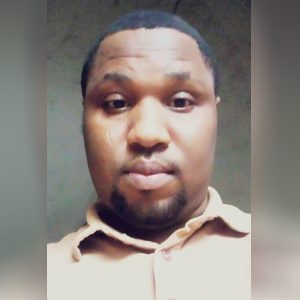 amusty, online dating profile photo