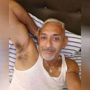 aneymalb, online dating profile photo