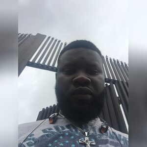 yjin, online dating profile photo