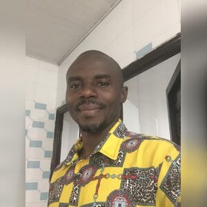 dataris4, online dating profile photo