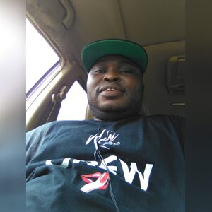 fadeyi1v, online dating profile photo