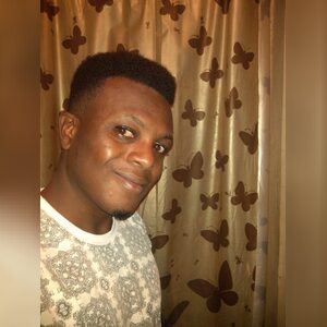 oluoze, online dating profile photo