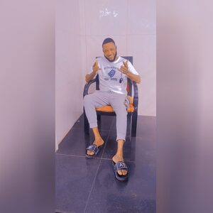 adewumie, online dating profile photo