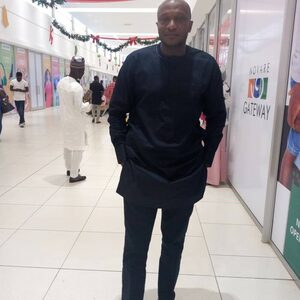 pter, online dating profile photo